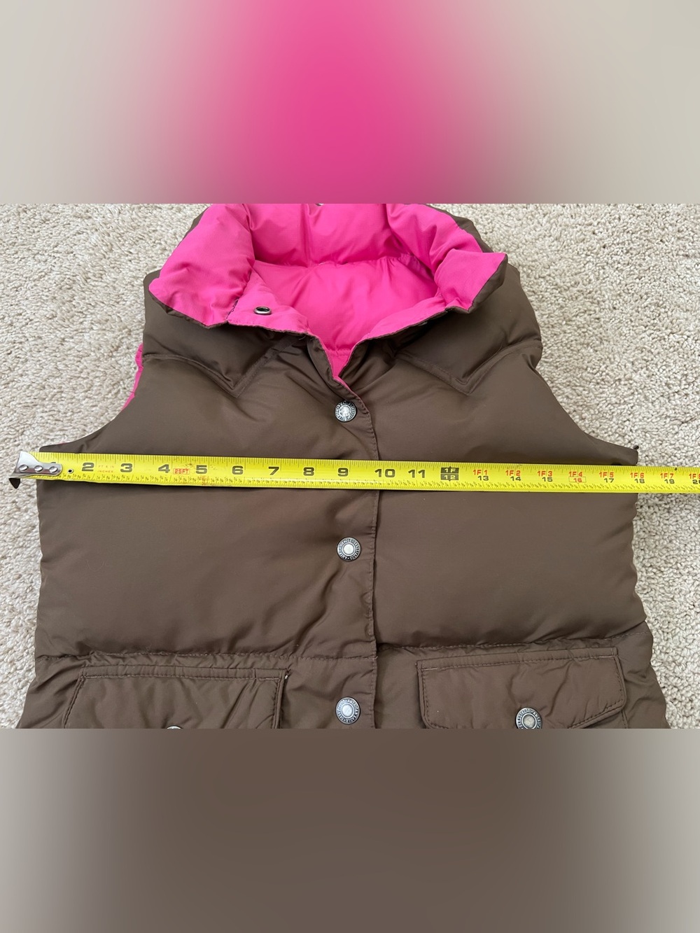 American Eagle Women’s XS Brown Pink Cropped Puffer Vest - Picture 3 of 4